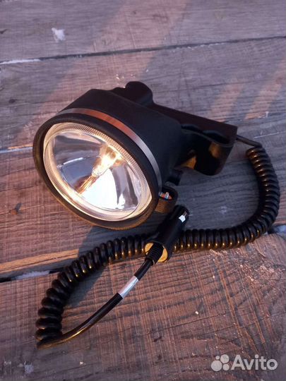 Фароискатель ксеноновый