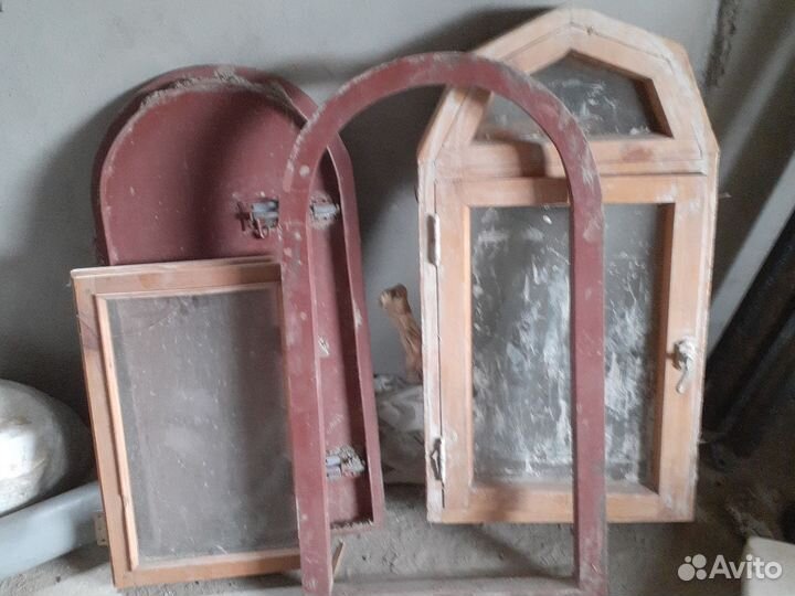 Рама,Оконный блок с металл. ставней