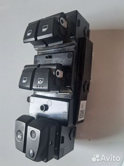 Блок управления стеклоподъемниками Hyundai Solaris