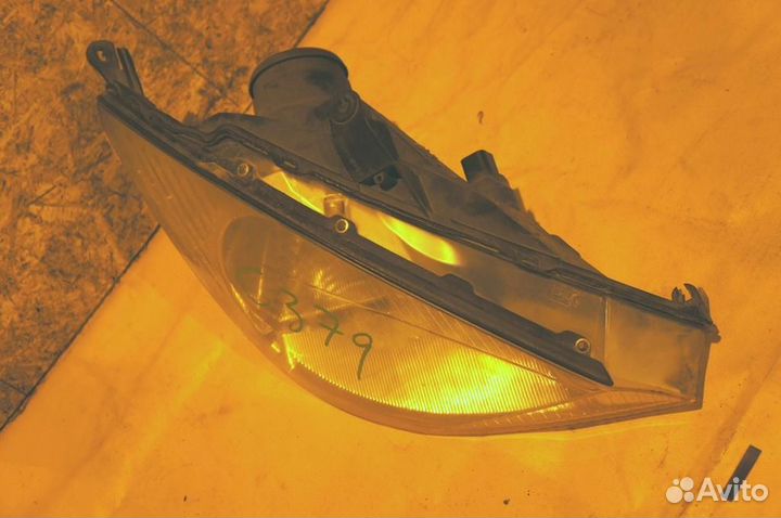 Фара правая ford focus 1998-2004 2.0