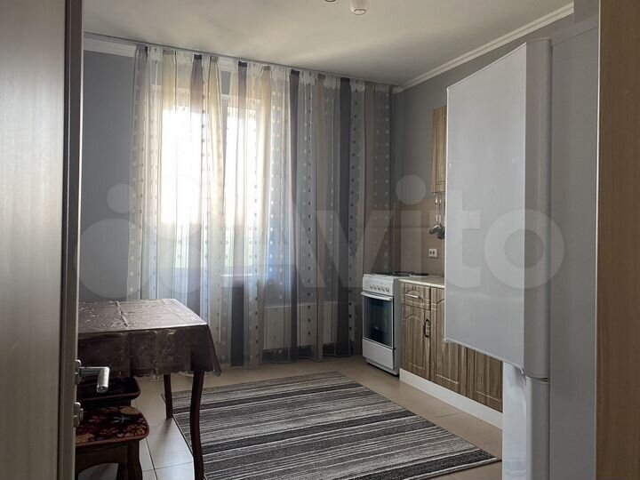 2-к. квартира, 58 м², 8/19 эт.