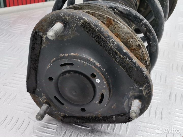 Стойка для Toyota Auris 1 (E150)