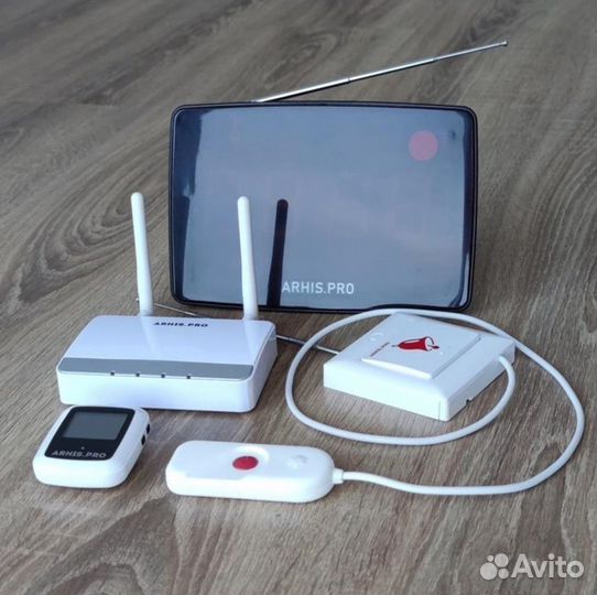 Кнопка вызова персонала, помощи больному в палату