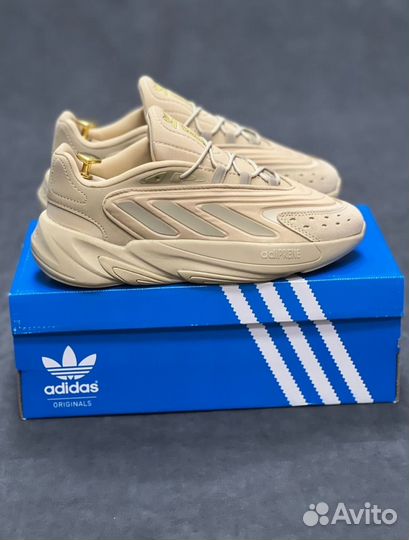 Кроссовки Adidas