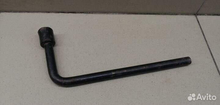 Ключ баллонный Duster 2012