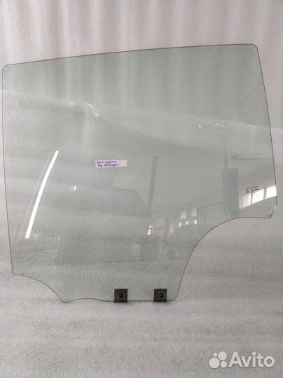 Стекло двери заднее левое Renault Sandero до 2014