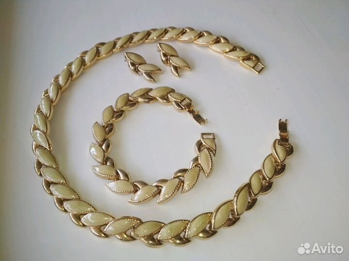 Набор бижутерии