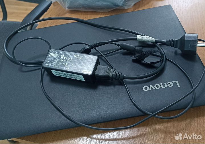 Ноутбук lenovo бу