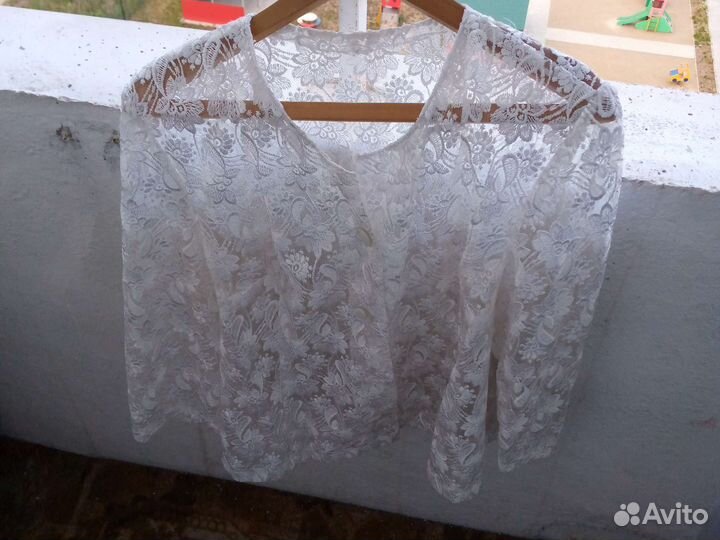 Жакет из гипюра