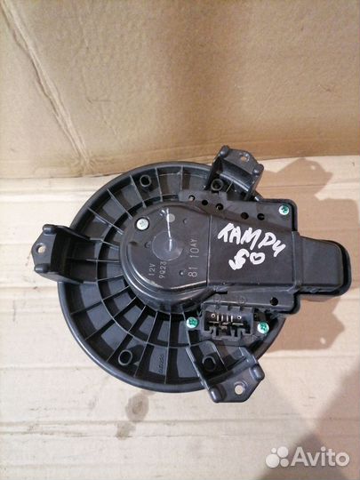 Моторчик отопителя Toyota Camry