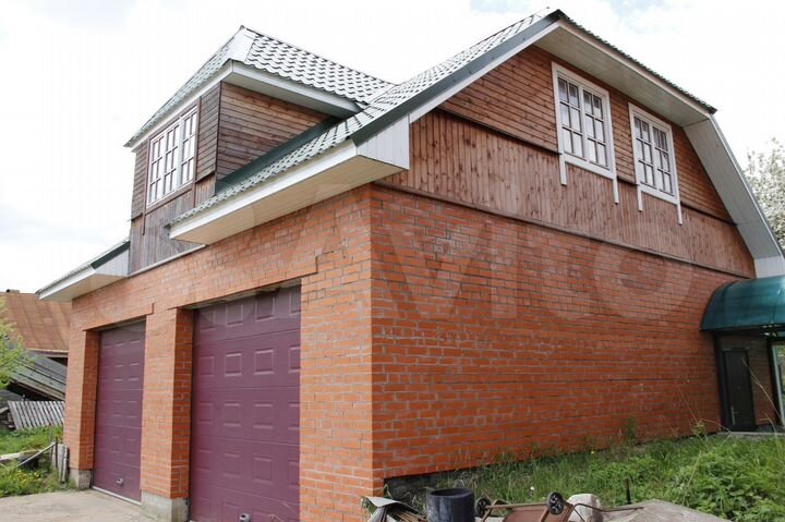 Дом 383 м² на участке 13 сот.