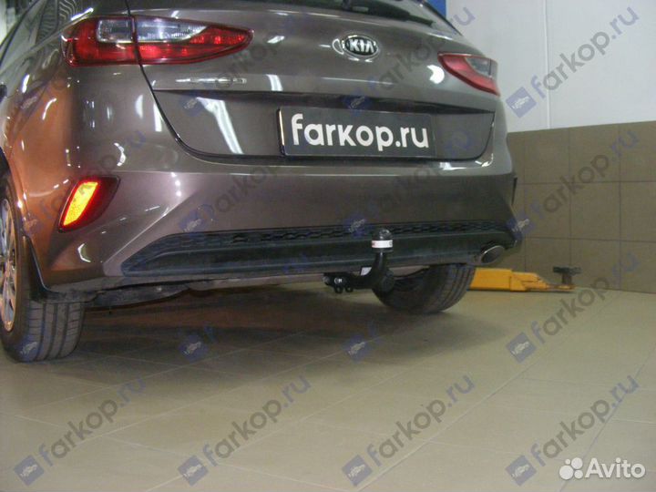 Фаркоп Oris для Kia Ceed (хетчбек) 2018