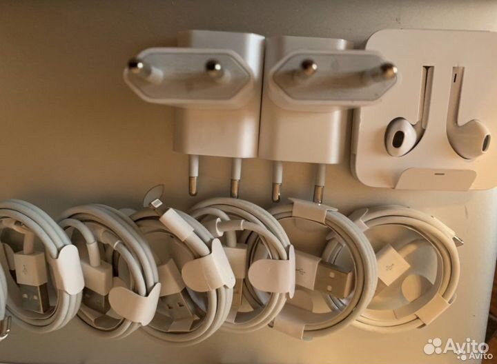 Зарядки на iPhone