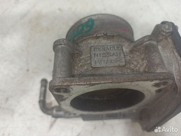 Дроссельная заслонка