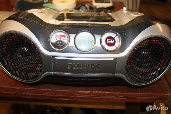 Музыкальный центр