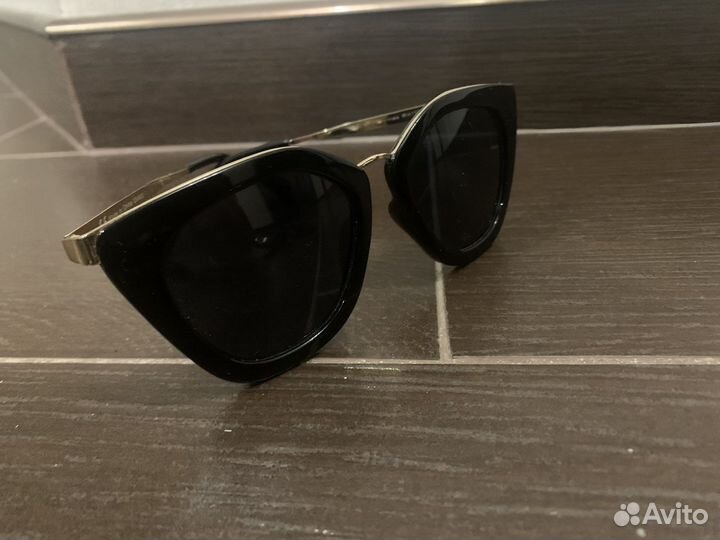 Солнцезащитные очки