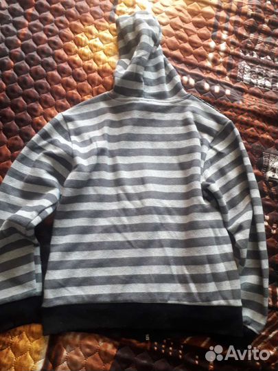 Толстовка для мальчика 146-152