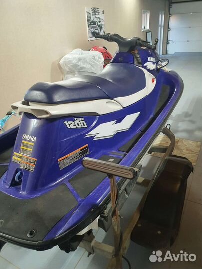 Yamaha GP1200