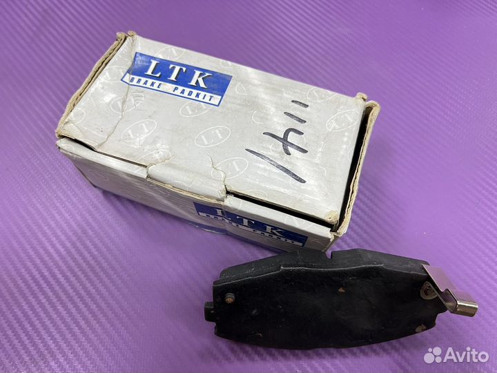 Колодки тормозные дисковые передние Toyota PF1141