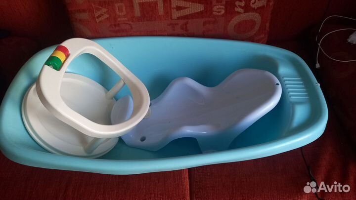 Ванночка для купания с горкой и стульчиком