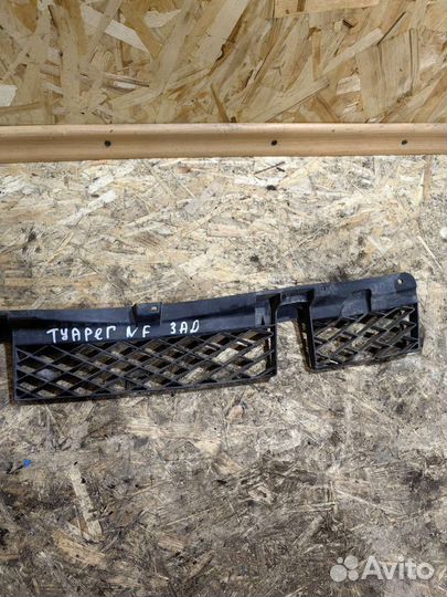 Кронштейн заднего бампера Фольксваген Туарег NF