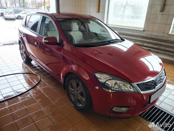Kia Ceed 1.6 AT, 2011, 243 000 км