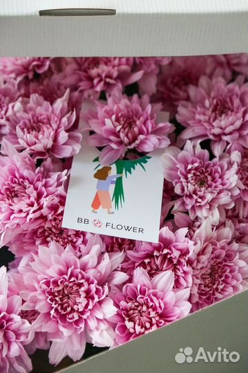 Большая коробка цветов с wow-эффектом