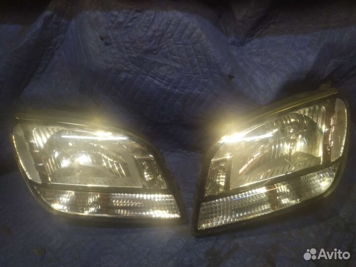 Фара левая правая для Chevrolet Orlando