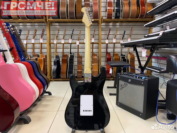 Электрогитара стратокастер Б/У