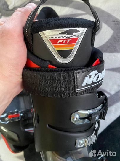 Горнолыжные ботинки 42-43 28.5 flex 120 nordica