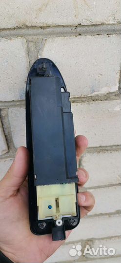 Блок кнопок стеклоподъемника