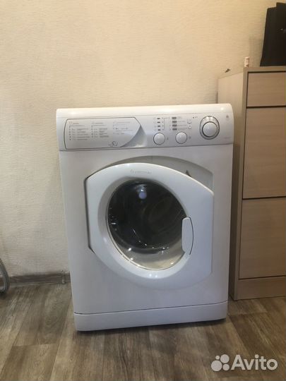 Стиральная машина автомат с баком ariston