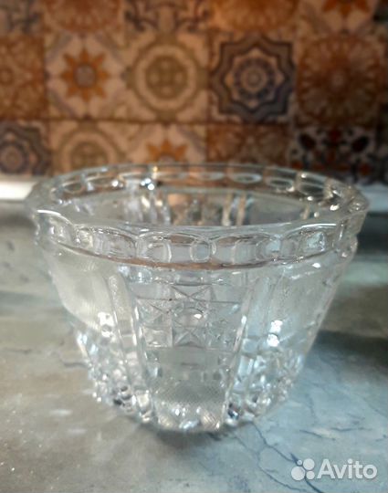 Ваза хрустальная