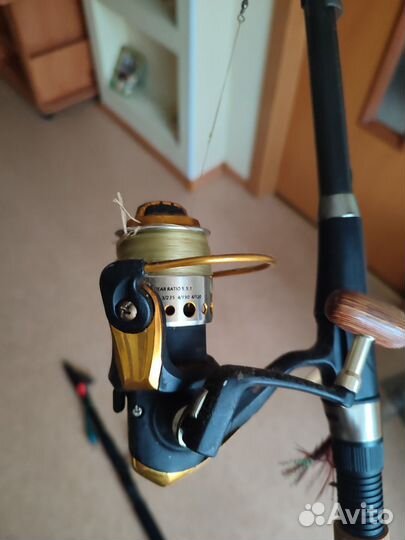 Спининг с катушкой бу