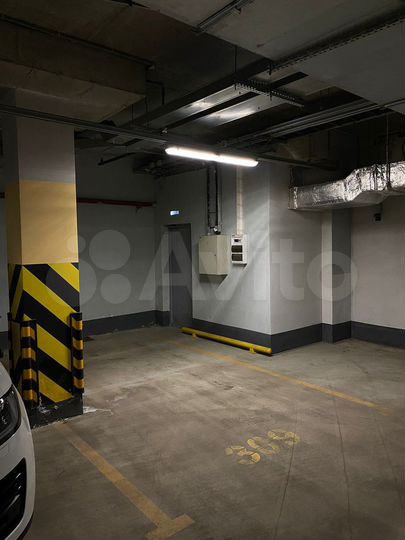 Машиноместо