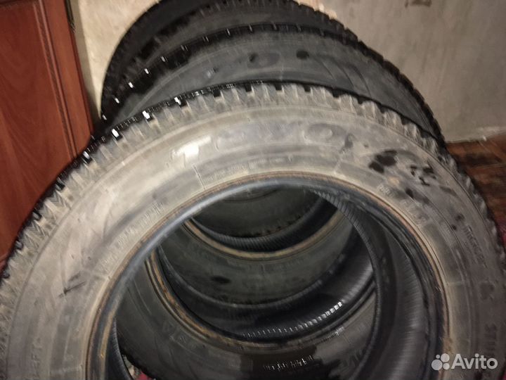 Dunlop SP Winter Ice 02 205/65 R15 94T