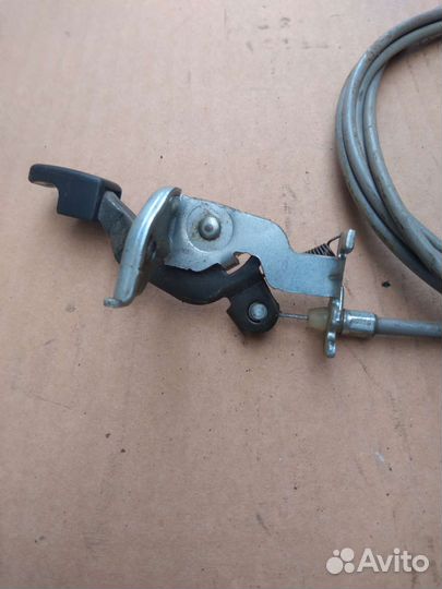 Mitsubishi rvr трос бензобака