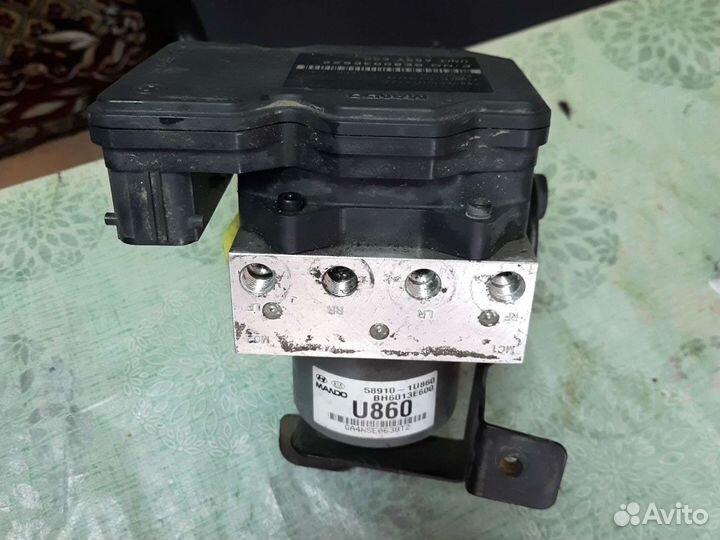 Блок ABS Kia Sorento 2