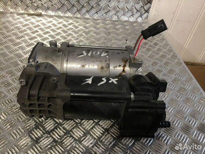 Компрессор пневмоподвески BMW X5 F15