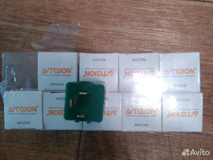 Нексия Матиз Кобальт Лачетти реле поворотник