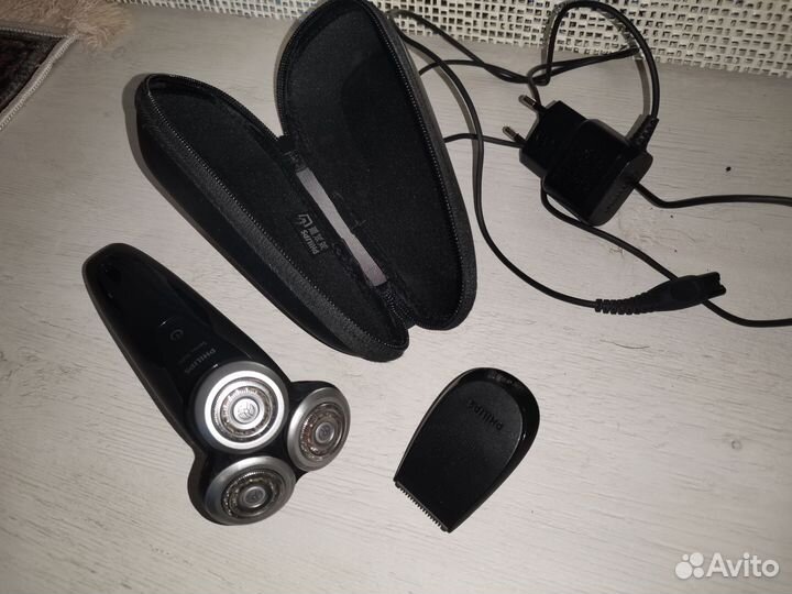 Электробритва Philips S9031 Series 9000