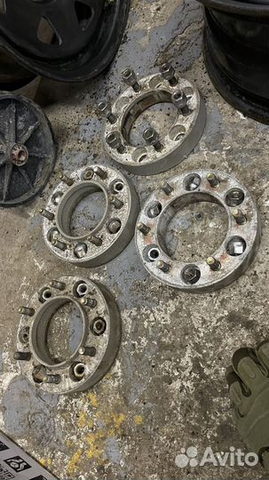 Колёсные проставки 35мм