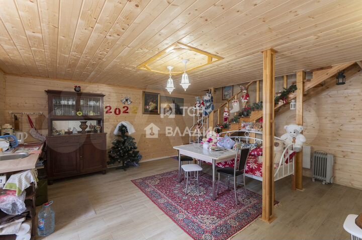 Дом 162,8 м² на участке 5,4 сот.