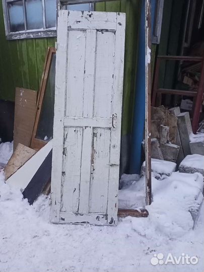 Дверь входная деревянная бу