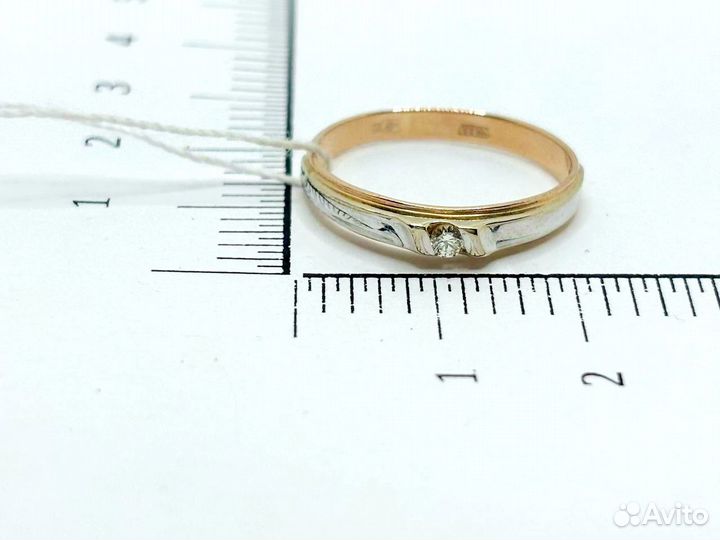 Золотое кольцо с бриллиантом 18 р