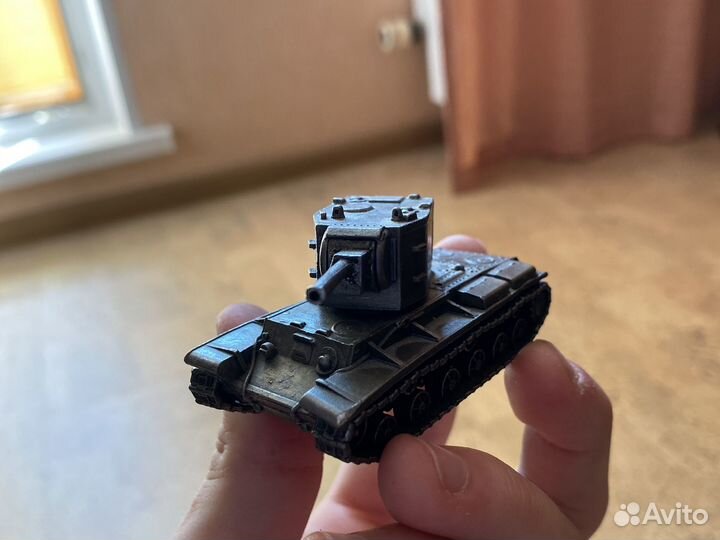 Модели танков из металла 1:100