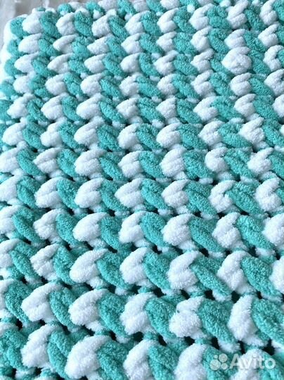 Плед из alize puffy 100 на 130 см