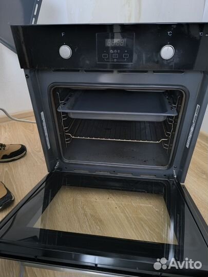 Духовой шкаф
