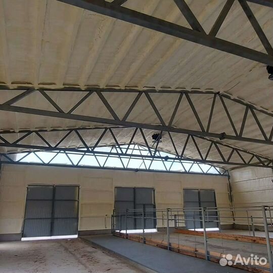 Утепление пенополиуретаном ангаров, складов, овоще