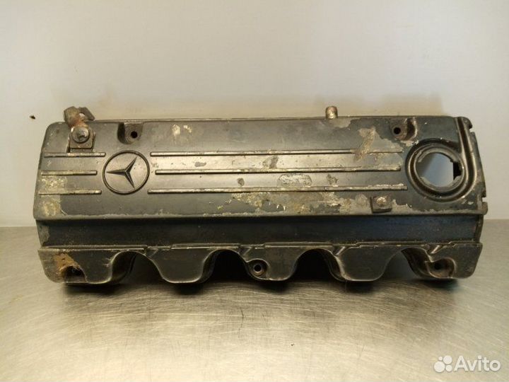 Крышка головки блока Mercedes-Benz E-Class W124